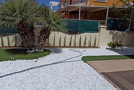 MANTENIMIENTO DE JARDINES Y VIVIENDAS